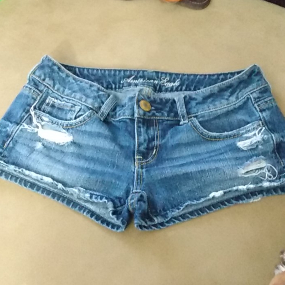 womens jean shorts size 2